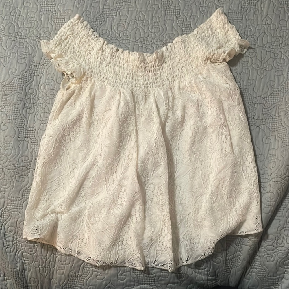 Target Mossimo ivory lace top. Size small.